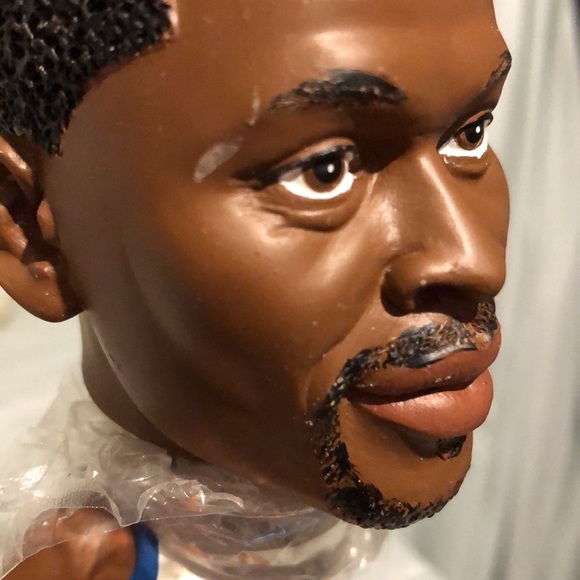 Patrick Ewing Bobble Head Collector Edition - Picture 5 of 9